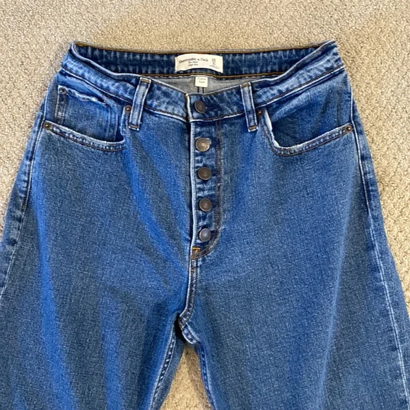 Abercrombie Mom Jean - Picture 3 of 5